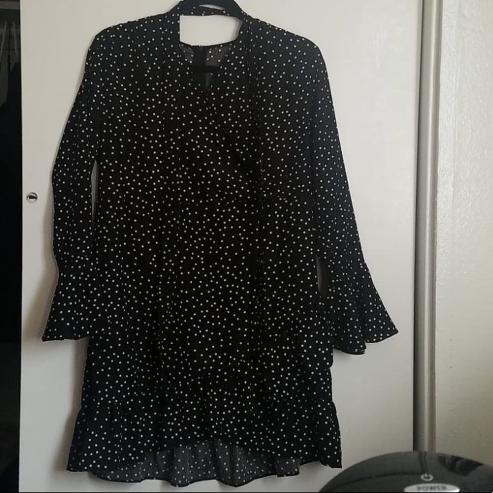Chuu official black ruffle polka dot dress - Picture 2 of 2